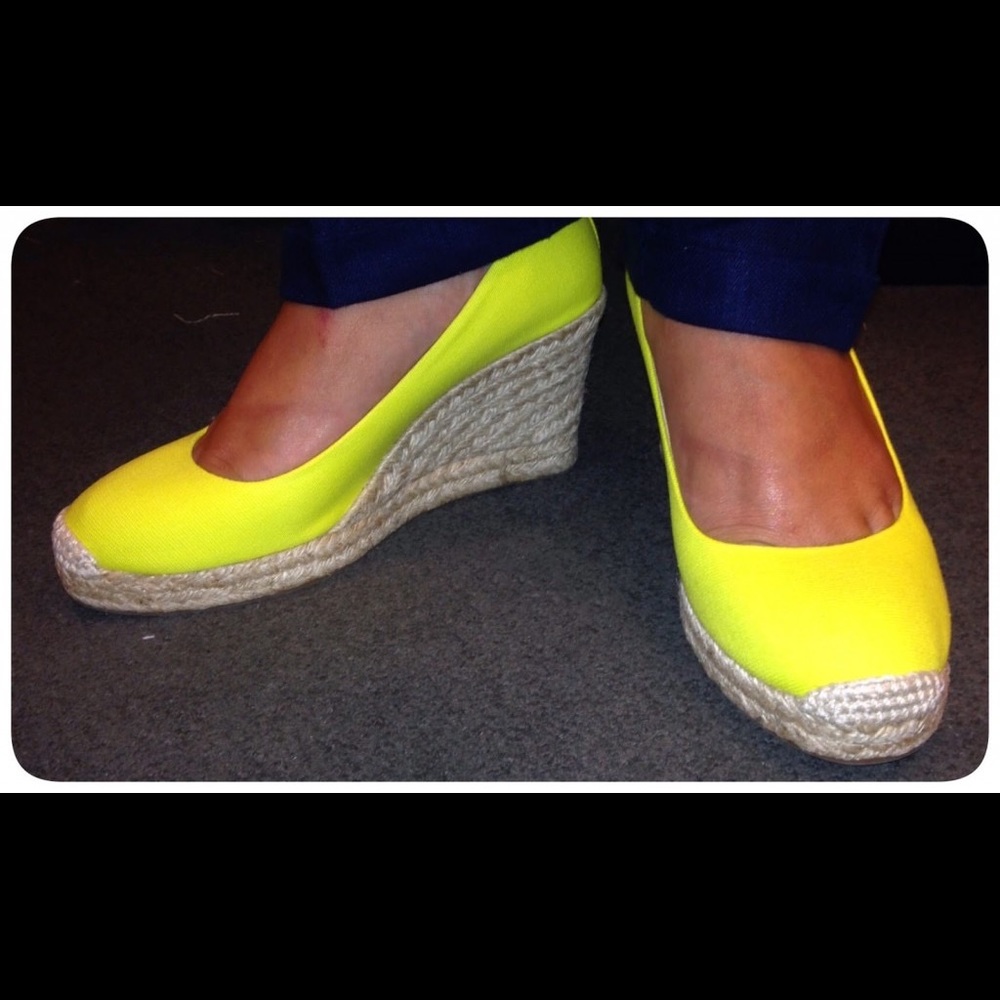 JCrew Seville wedge yellow new never worn size 6.5